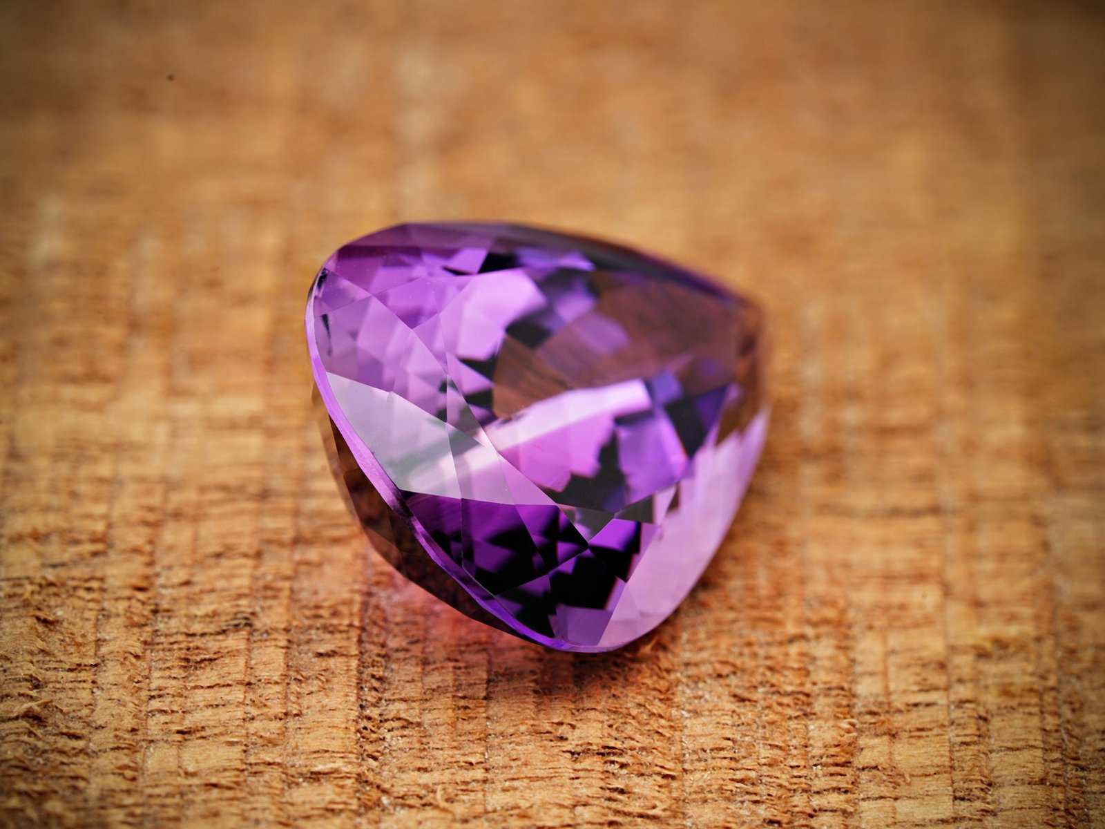 Navaratna gemstone collection picture